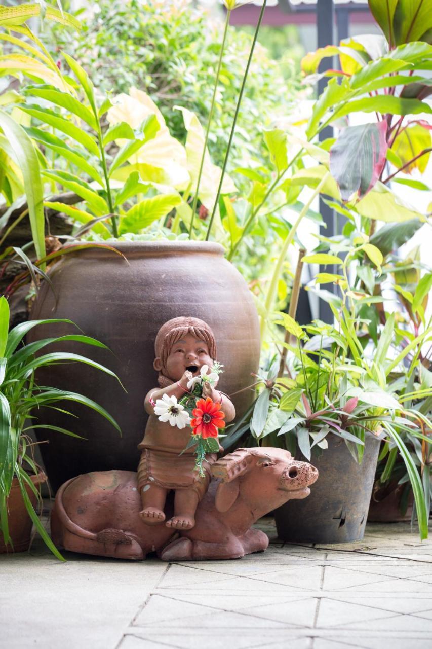The Lantern Hostel, Chalong ,Phuket Εξωτερικό φωτογραφία